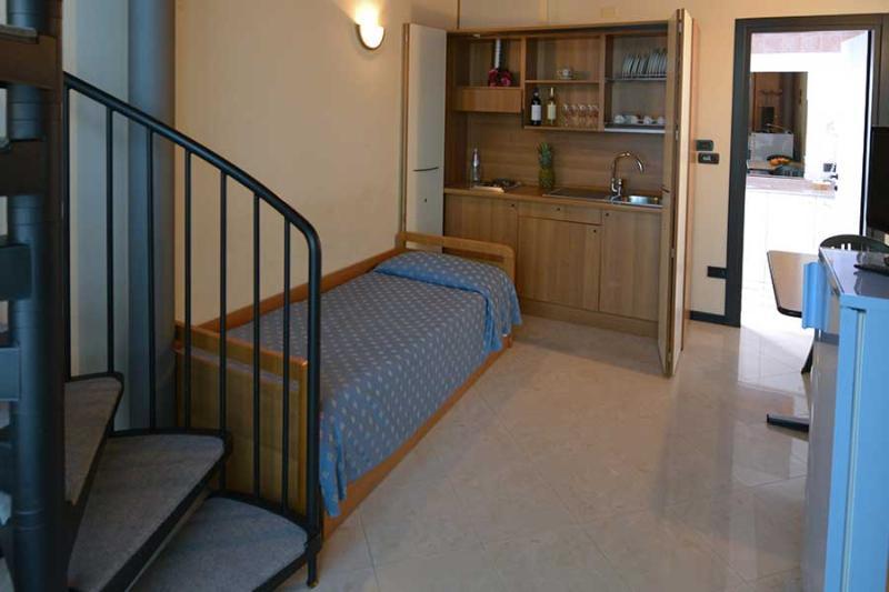 Eden Hotel 3*